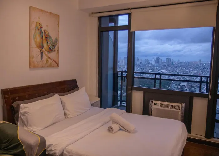 D-studio,best Sunset Pool,luxury,hotel Style Apartment Manila